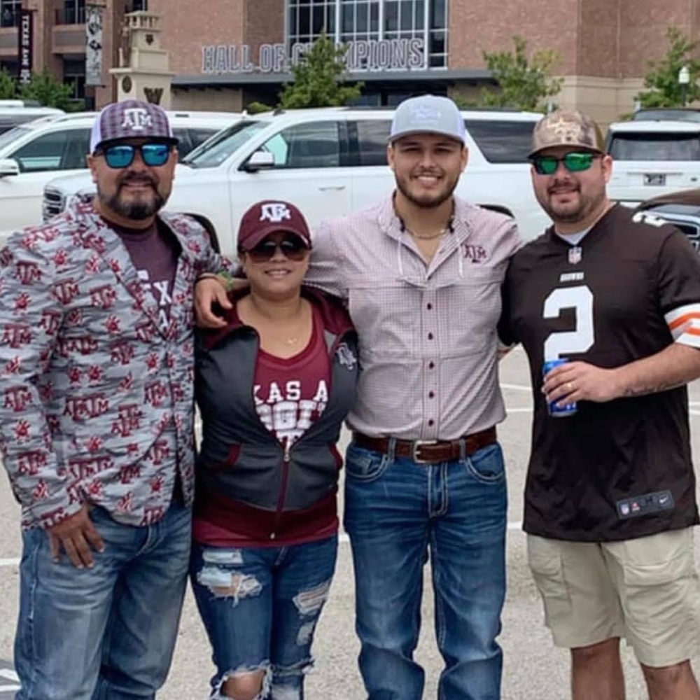 Meet your Posher, Mark